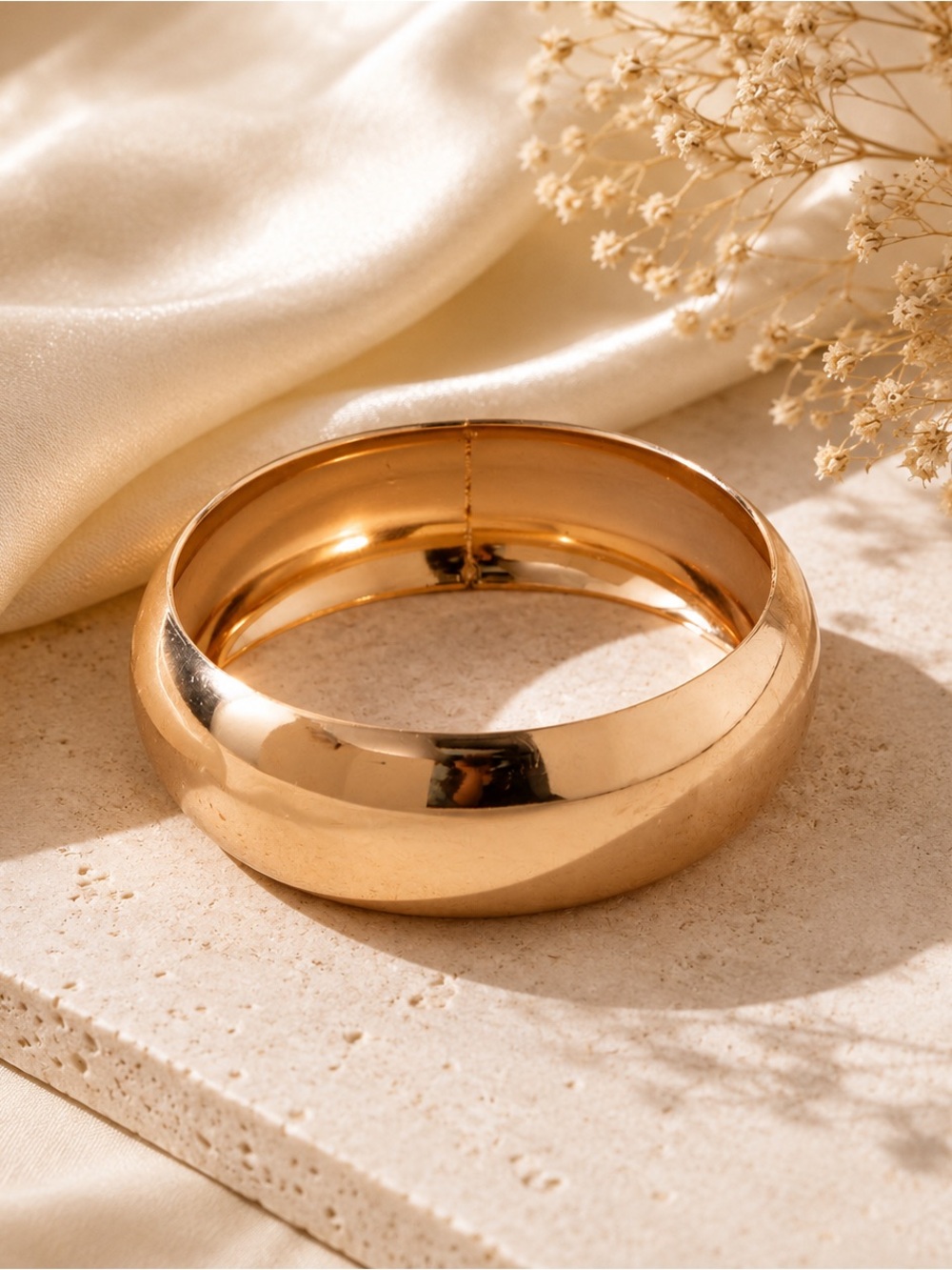 Elegant Gold Statement Hinged Bangle Bracelet | SMJ006
